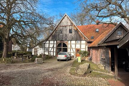 Fachwerkhaus zu verkaufen - 680.000,00&nbsp;EUR Kaufpreis, ca.&nbsp; 320,00&nbsp;m&sup2; in Lemgo (PLZ: 32657)