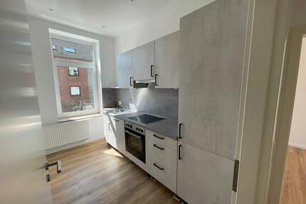 Kernsanierte 2-Zimmer-Wohnung - 99.500,00&nbsp;EUR Kaufpreis, ca.&nbsp; 42,00&nbsp;m&sup2; in Wilhelmshaven (PLZ: 26384) Heppens