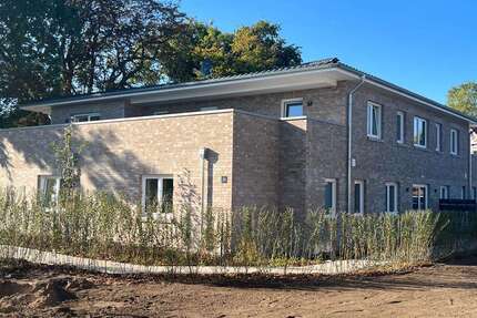 Wohnung zum Mieten in Loxstedt OT Nesse 1.135,00 € 94.53 m²