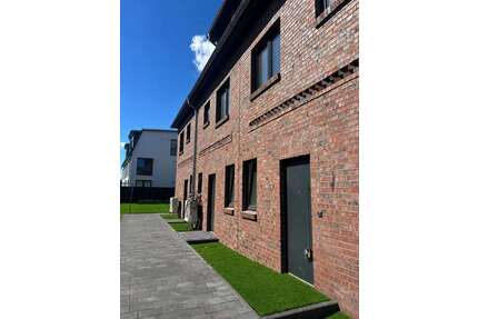 Haus zum Mieten in Norderstedt 2.500,00 € 131.28 m²