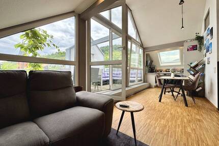 +++ Wunderschöne Dachgeschosswohnung mit großer Dachterrasse +++ - Heppenheim
