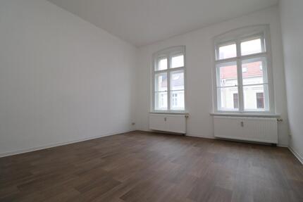 Ab 01.07.2026 verfügbar! Moderne und praktisch geschnittene Wohnung in Innenstadtlage! - Görlitz