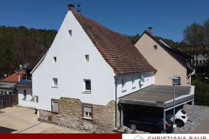 Haus zum Kaufen in Bad Imnau 385.000,00 € 281 m²