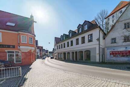 Haus zum Kaufen in Burgau 1.300.000,00 € 468 m²