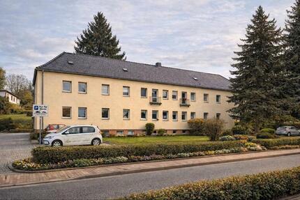 7-Raum Wohnung 2 Bäder mit Garten 1. OG - Gößnitz