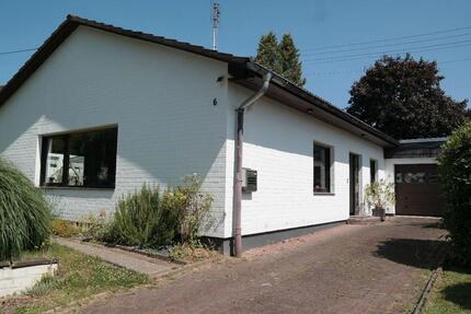 Freistehendes Haus mit tollem Garten und zwei Terrassen - Ruppichteroth