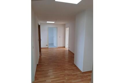 großzügige 3-RW Wohnung in Gera mit Balkon