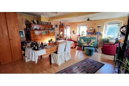 Haus zum Kaufen in Schliengen 530.000,00 € 326.91 m²