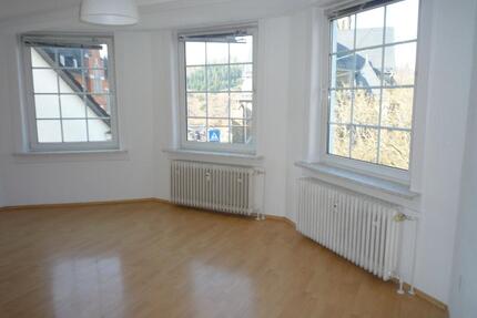 Helle, gut geschnittene Wohnung in zentraler Lage von KirchenSie - Kirchen (Sieg)