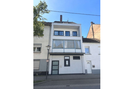 Haus zum Kaufen in Dillingen 279.000,00 € 260 m²