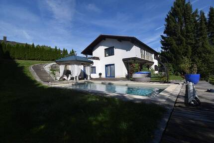 Einfamilienhaus mit Sauna, Pool und großem Garten – Wohnen mit Stil und Lebensqualität - Ruderting