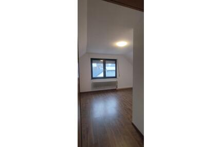 Zu vermieten eine Wohnung - 880,00&nbsp;EUR Kaltmiete, ca.&nbsp; 100,00&nbsp;m&sup2; in Bernkastel-Kues (PLZ: 54470)