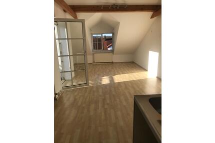 2- Zimmerwohnung im 2.OG - 570,00&nbsp;EUR Kaltmiete, ca.&nbsp; 60,00&nbsp;m&sup2; in Beilngries (PLZ: 92339)