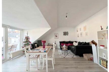 Moderne 2 Zimmer-Wohnung mit Balkon - Düsseldorf Stadtbezirk 7