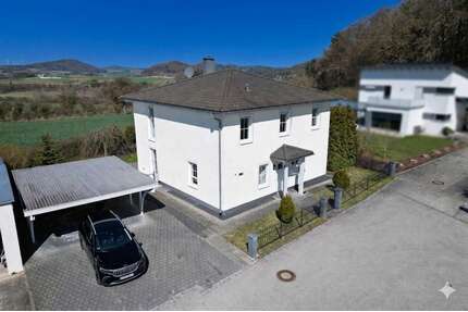 Haus zum Kaufen in Parsberg 595.000,00 € 143.2 m²