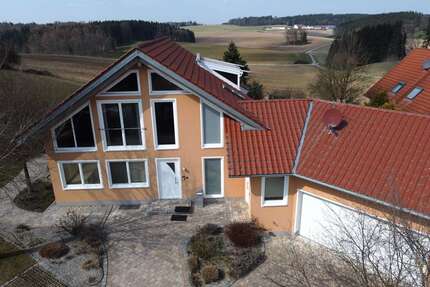 Haus zum Kaufen in Adelzhausen Landmannsdorf 730.000,00 € 206 m² - Adelzhausen / Landmannsdorf