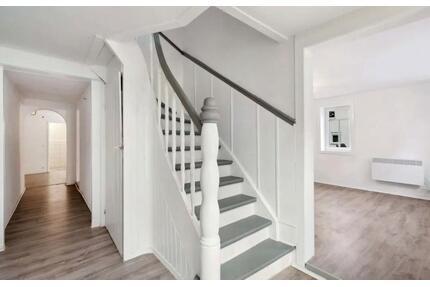 Großzügiges Haus in Florstadt Stammheim zu vermieten.