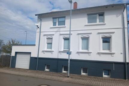 Wohnung zu vermieten - 950,00&nbsp;EUR Kaltmiete, ca.&nbsp; 90,00&nbsp;m&sup2; in Bruchmühlbach-Miesau (PLZ: 66892)