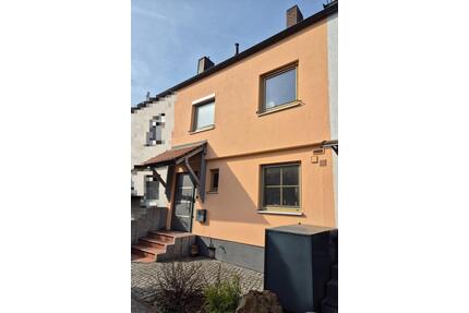 PRIVATVERKAUF Saniertes Eigentum für junge Familien Leerstetten - Schwanstetten