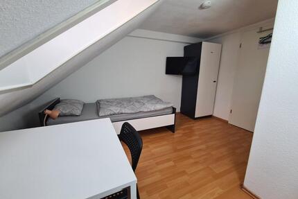 1-Zimmer-Apartment + Bad + Küchenzeile + Garten - Neustetten