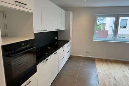 Wohnung zum Mieten in Wiesbaden 1.980,00 € 85 m²