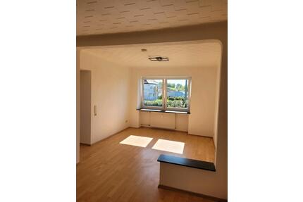 3 ZKB Einliegerwohnung renoviert Kaltmiete 600 Euro - Oberthal