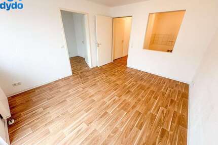 Wohnung zum Kaufen in Teltow 155.000,00 € 40.38 m²