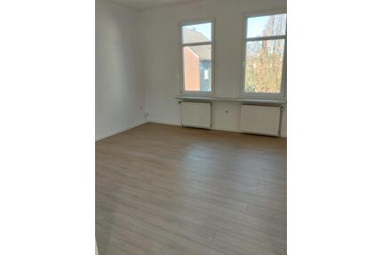 4 ZKB Wohnung 90qm - 800,00&nbsp;EUR Kaltmiete, ca.&nbsp; 90,00&nbsp;m&sup2; in Holzminden (PLZ: 37603)