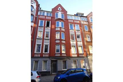 Kiel - Nähe Brauereiviertel: Vermietete 2 Zimmer Eigentumswohnung mit Balkon zu verkaufen.