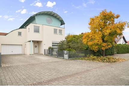 Haus zum Kaufen in Waghäusel Kirrlach 899.000,00 € 280 m² - Waghäusel / Kirrlach