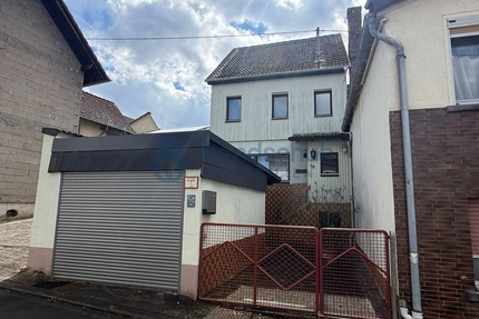 Einfamilienhaus in Windesheim mit Garten