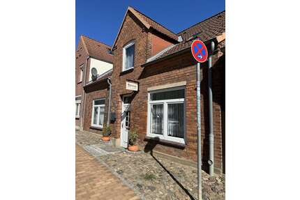 Haus zum Kaufen in Dassow 295.000,00 € 141.6 m²