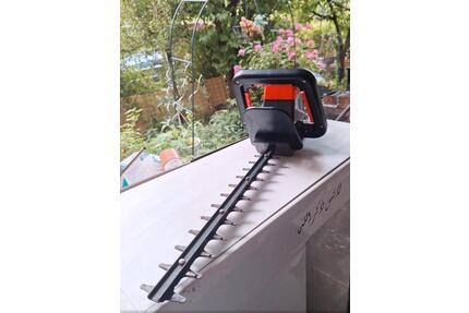 Garten Elektriker Säge - 30,00&nbsp;EUR Kaltmiete, ca.&nbsp; 100,00&nbsp;m&sup2; in Berlin (PLZ: 10963) Friedrichshain-Kreuzberg