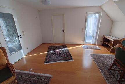 Moderne, teilmöblierte 3‑Zimmer‑Wohnung mit Küche und zwei Bädern - Bitburg