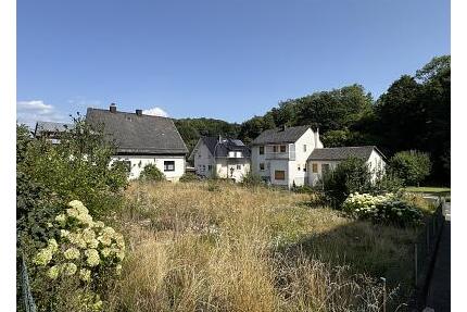 TRÄUME VERWIRKLICHEN - FAMILIENFREUNDLICH WOHNEN - Haiger