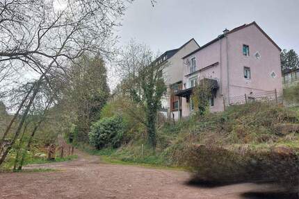 Rodalben-Pfalz! TOP Wohnhaus, kernsaniert und renoviert, mit Balkon, Terrasse, Garten und Garage (DG + ca.40 m²) Nähe Bruderfelsen