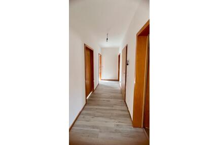 Frisch renovierte 3 Zimmerwohnung - Gummersbach Berstig Süd