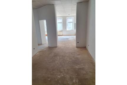 ehemaliges Gewerbe - 100,00&nbsp;EUR Kaltmiete, ca.&nbsp; 153,00&nbsp;m&sup2; in Chemnitz (PLZ: 09131) Ebersdorf