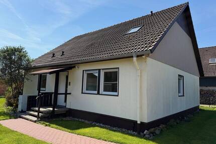 Ihr neues IMMOBILIEN QUARTIER: Frisch renoviert & zum Einziehen & auf sonnigem Grundstück - Wunstorf / Mesmerode