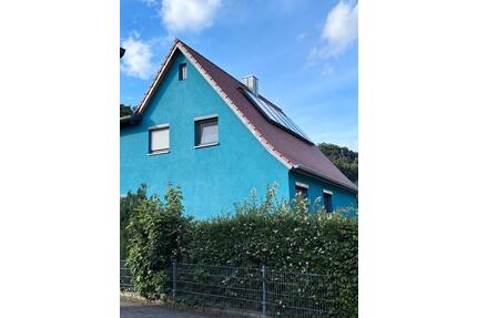Zweifamilienhaus mit vielen Möglichkeiten von privat - Treuchtlingen