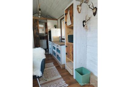 Tinyhouse mit Veranda - 19.500,00&nbsp;EUR Kaufpreis, ca.&nbsp; 17,00&nbsp;m&sup2; in Kitzingen (PLZ: 97318)