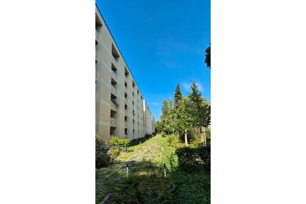 1 Zimmer Wohnung zum Verkauf - 215.000,00&nbsp;EUR Kaufpreis, ca.&nbsp; 29,51&nbsp;m&sup2; in München (PLZ: 81476) Thalkirchen-Obersendling-Forstenried-Fürstenried-S