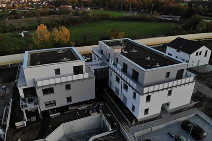 3 Zimmer Wohnung Sandhausen - 1.850,00&nbsp;EUR Kaltmiete, ca.&nbsp; 89,30&nbsp;m&sup2; in Sandhausen (PLZ: 69207)