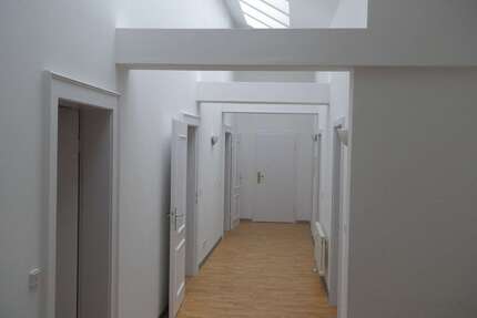 Wohnung zum Mieten in Eisenach 725,00 € 118.66 m²