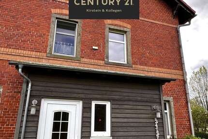 Haus zum Kaufen in Schmölln 135.000,00 € 196 m²