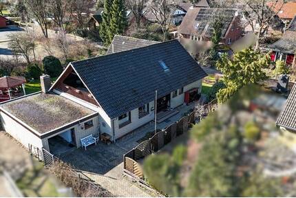 Großzügiges Einfamilienhaus mit der Möglichkeit des ebenerdigen Wohnens in ruhiger Lage von Wesseln