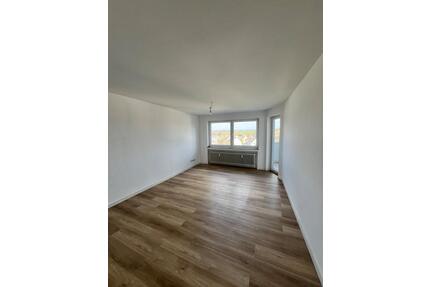 Geräumige 3 Zimmer Wohnung im Zentrum von Opladen - Leverkusen
