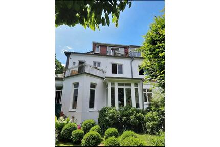 Charmante Dachgeschosswohnung im Altbremerhaus Hulsberg - Bremen Östliche Vorstadt