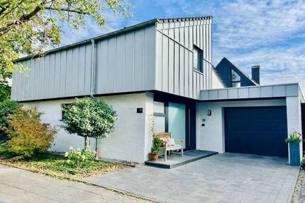Freistehendes, modernes Einfamilienhaus in traumhafter Lage - einzugsbereit! - Krefeld Kempener Feld/Baakeshof