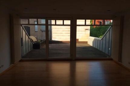 1-2 Zimmer Wohnung Zentral - 760,00&nbsp;EUR Kaltmiete, ca.&nbsp; 75,00&nbsp;m&sup2; in Saarbrücken (PLZ: 66115) West